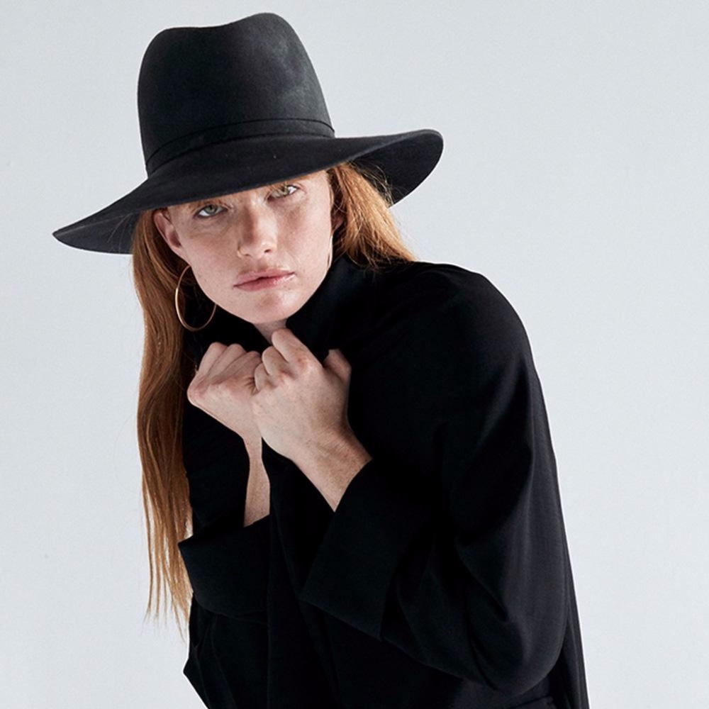 NWT Janessa Leone Blake Hat